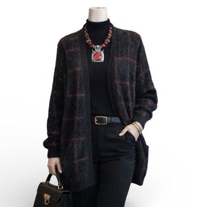Oversized Plaid Fuzzy Cardigan - Black + Red Windowpane - ELAN Women’s NWT